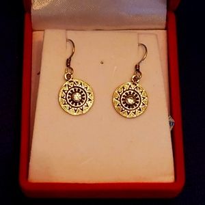 Cute Tribal Dangle Earrings- Like New